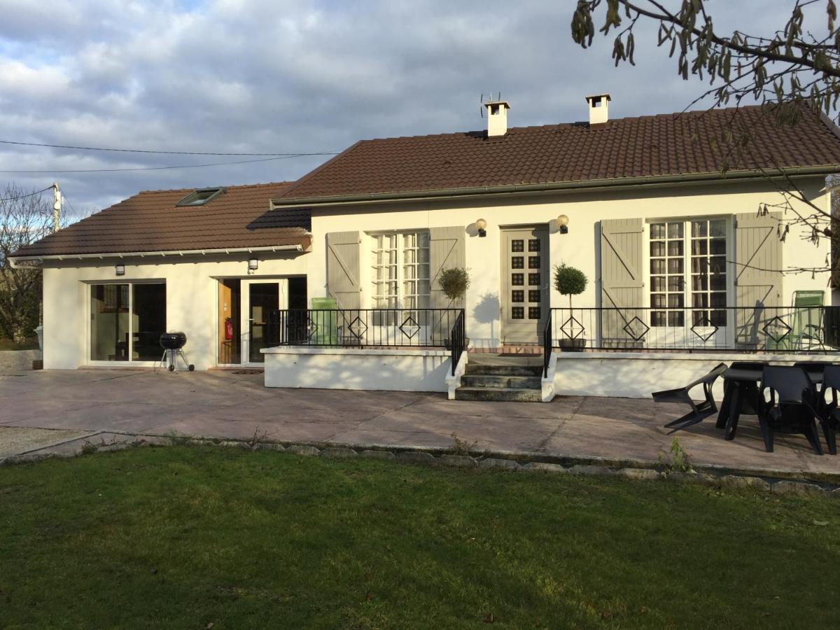 Les Villas Du Domaine De Suzel Vignieu Экстерьер фото