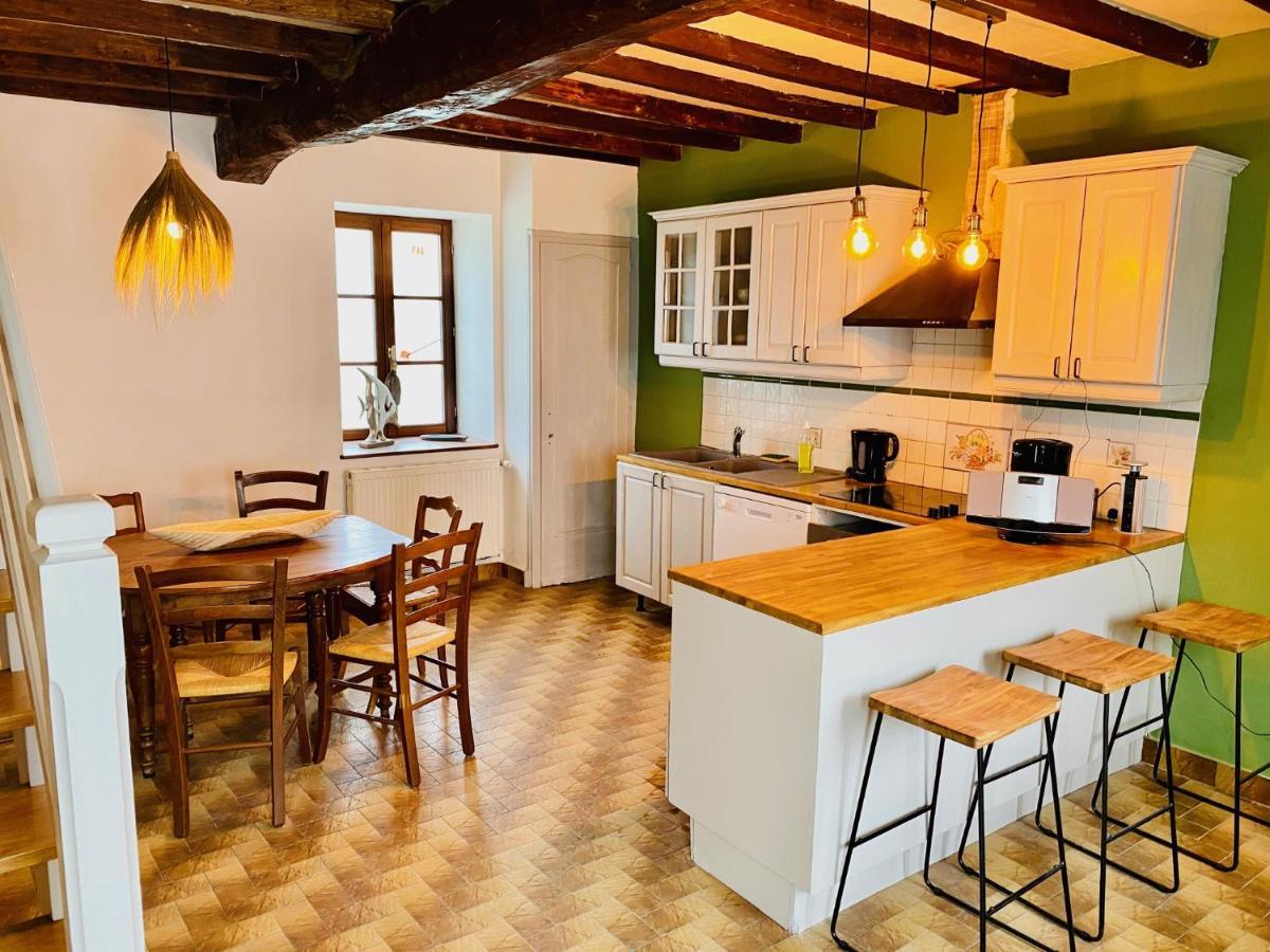 Les Villas Du Domaine De Suzel Vignieu Экстерьер фото