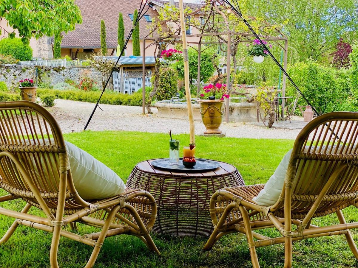 Les Villas Du Domaine De Suzel Vignieu Экстерьер фото