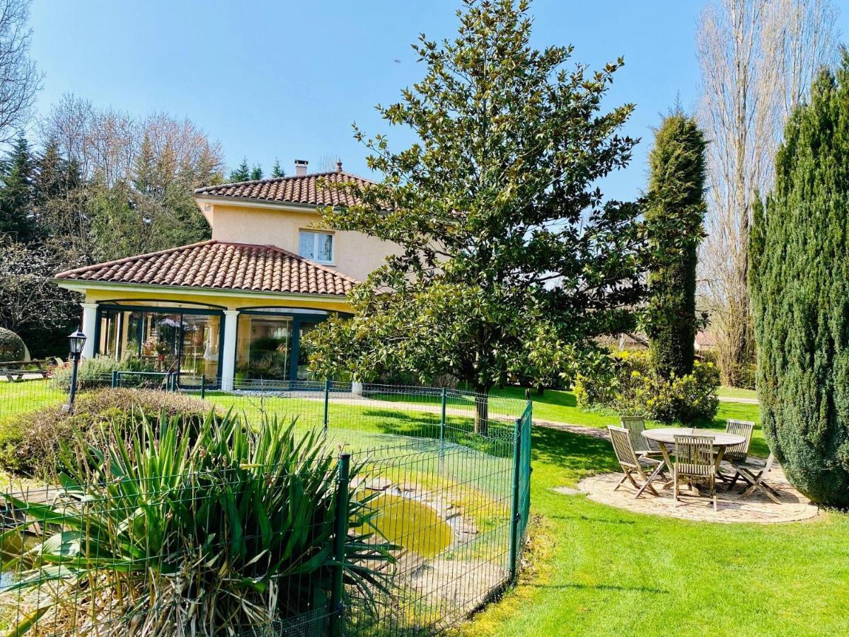 Les Villas Du Domaine De Suzel Vignieu Экстерьер фото