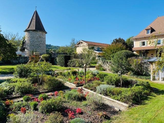 Les Villas Du Domaine De Suzel Vignieu Экстерьер фото